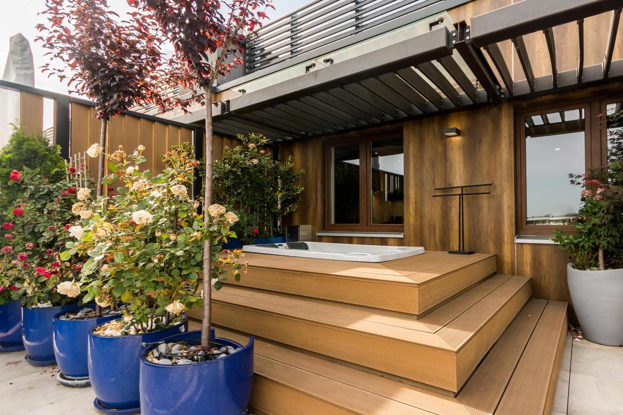 Luxury Penthouse With Jacuzzi Appartement *